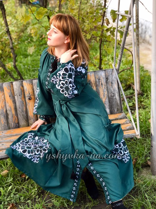 Жіноча вишита сукня в стилі бохо "Льоля"