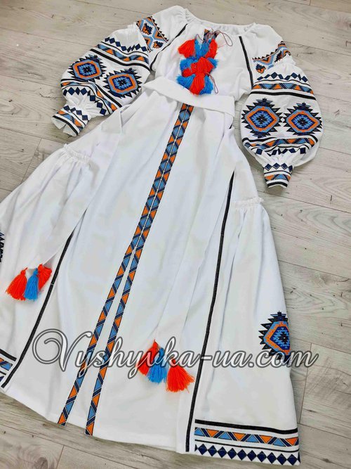 Embroidered dress "Dahlia"