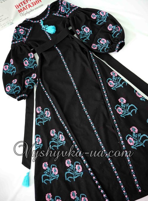 Embroidered dress in the style of boocho "Baroque"