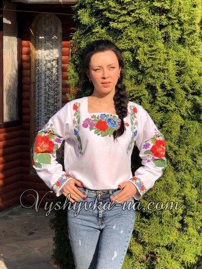 Embroidered shirt "Decorated"