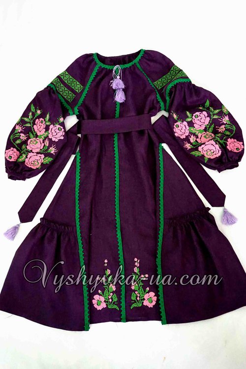 Vishita suknia v stili bokho Kvitkovii shik