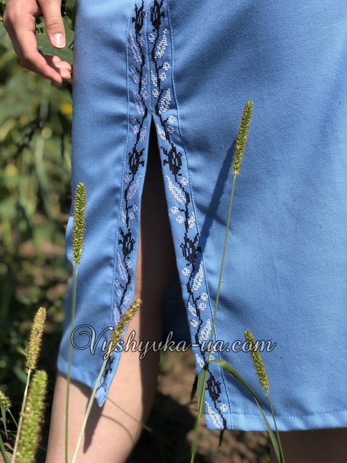 Сукня-вишиванка в стилі бохо "Голуба вишуканість"