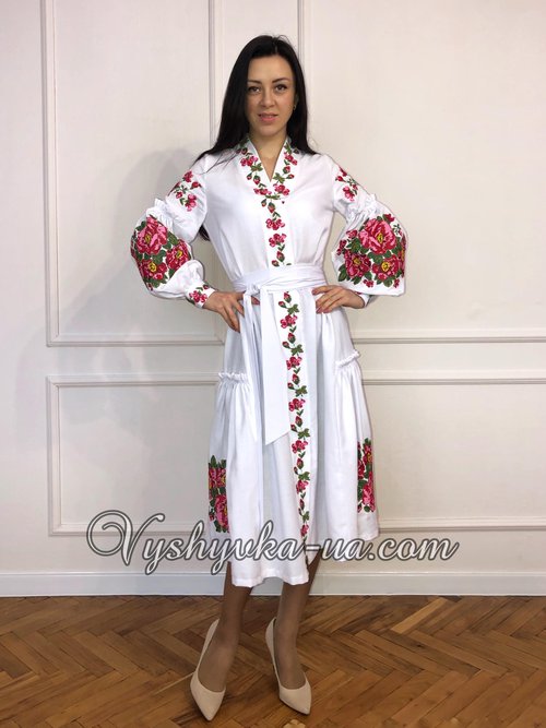 Embroidered dress with wedges in the style of boho "Flower Dance"